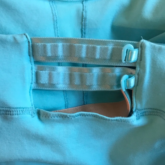 Lululemon Workout Tank Top - Picture 3 of 3